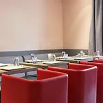 コンタクト オテル アリゼ モンマルトル 3*