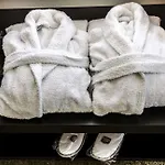 コンタクト オテル アリゼ モンマルトル 3*