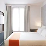 ホテル コンタクト オテル アリゼ モンマルトル