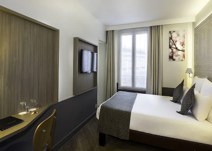 Contact Alizé Montmartre Hotel