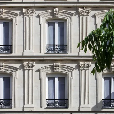 蒙马特阿利泽康泰科特酒店 酒店 巴黎