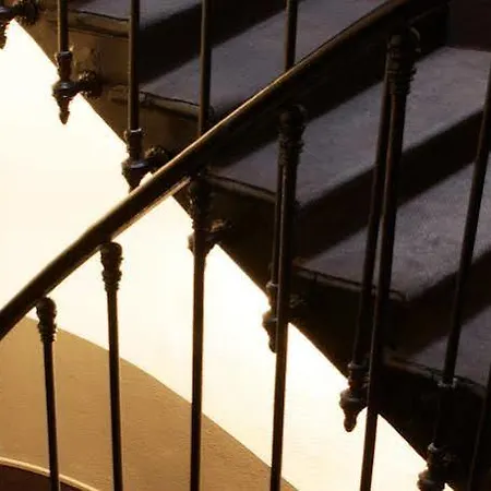 Hotell Contact Alize Montmartre