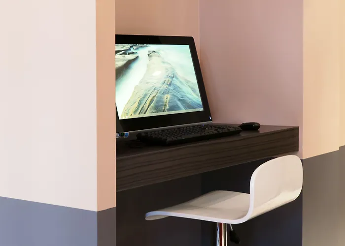 Hotel Contact Alize Montmartre Paříž