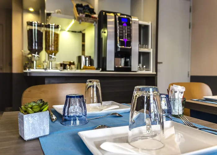 Hotel Contact Alize Montmartre Paříž