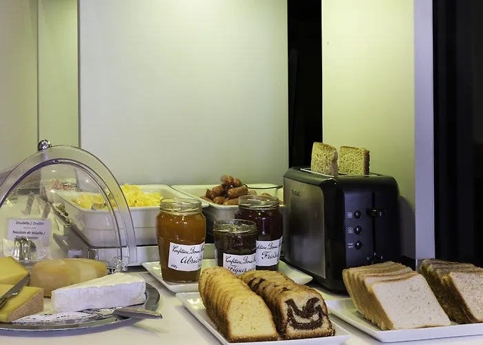 Hotel Contact Alize Montmartre 3*