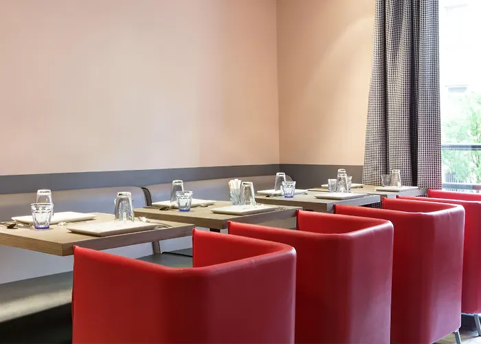 Contact Alize Montmartre 3*