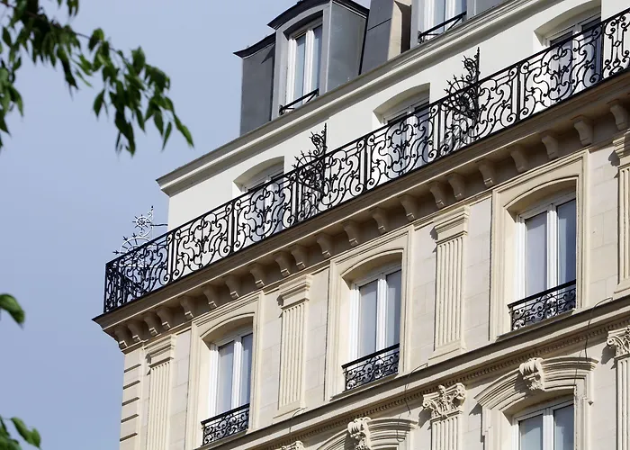 Contact Alize Montmartre Paříž