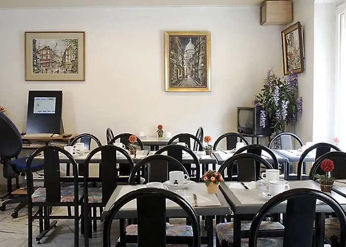 Contact Alize Montmartre 3*