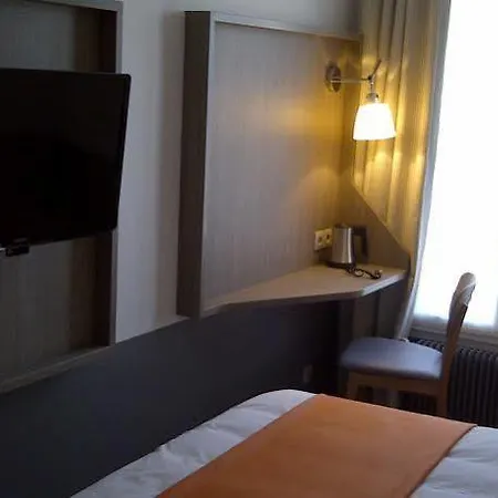 Hotel Contact Alizé Montmartre