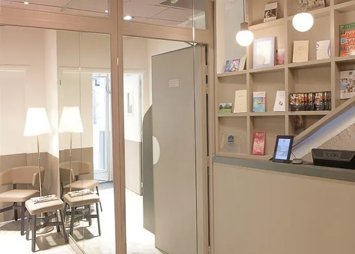 Hotel Contact Alize Montmartre